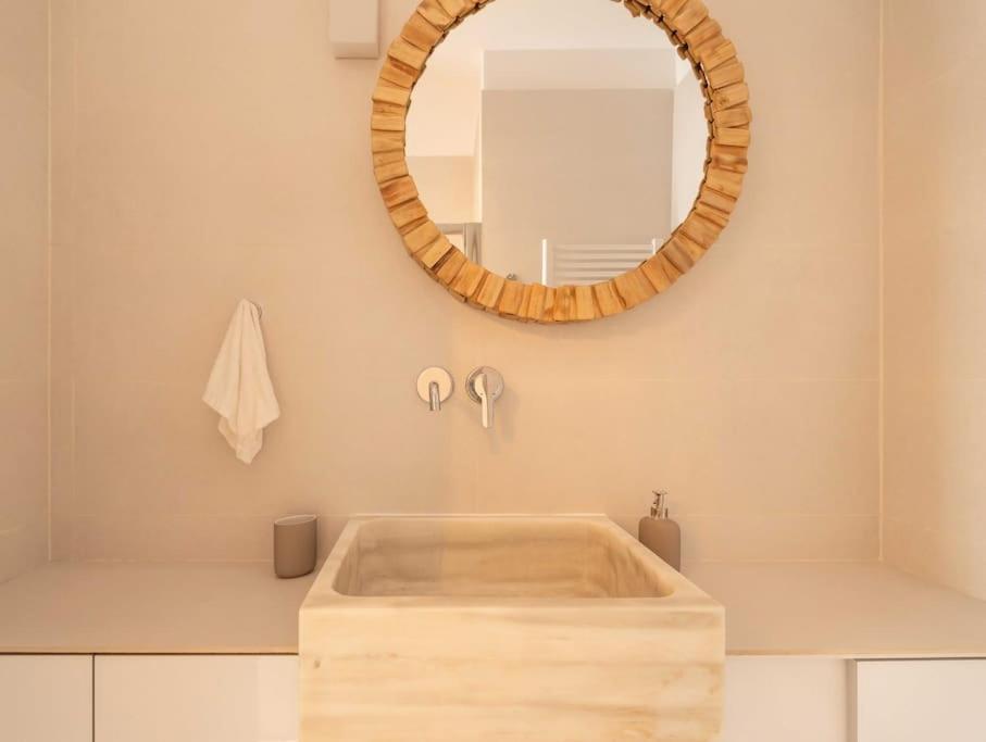Bright & Airy 2Bd Apt Close To National Garden Афины Экстерьер фото